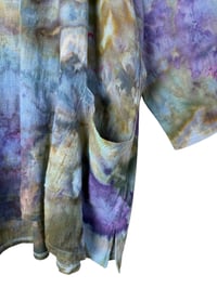 Image 5 of XL Cotton Woven Forager Top in Earthy Watercolor Ice Dye