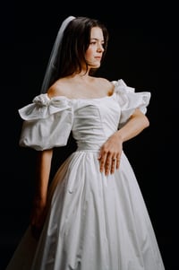 Image 15 of 1980s Bianche Flower