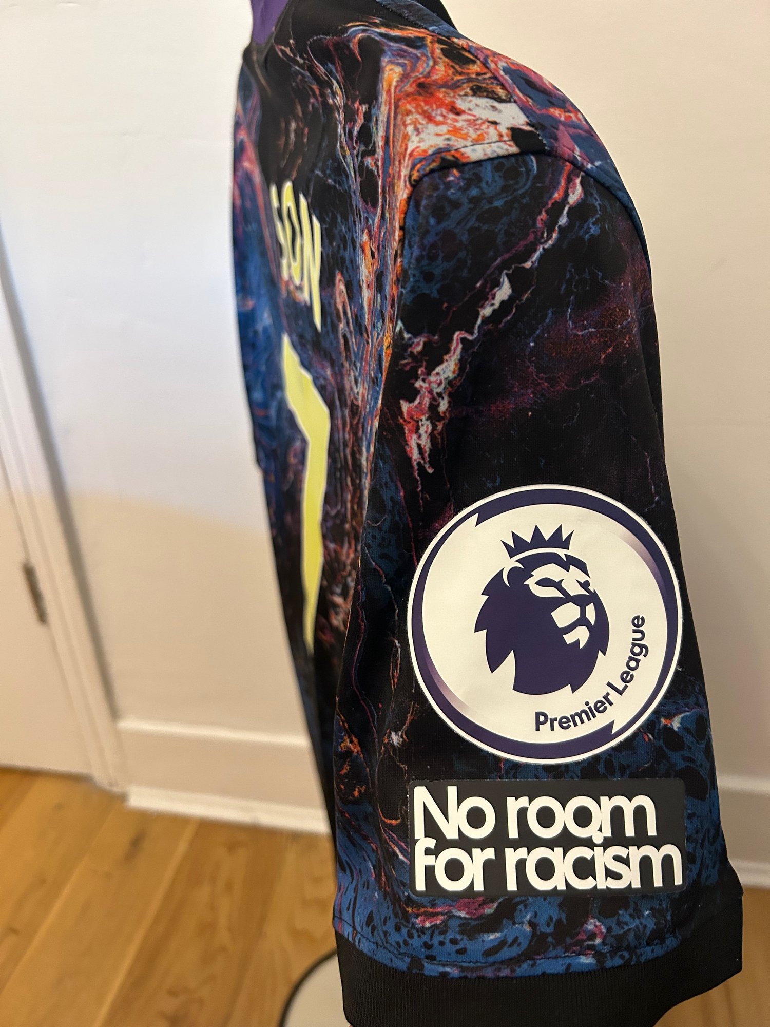 Image of Tottenham Hotspur “SON 7” 2021/22 Away Shirt + PL patches (L)