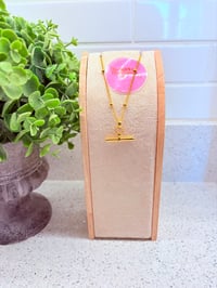 Chunky T-Bar 26mm Pendant with satelitte chain 