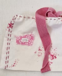 Image 3 of Fabric Purse no 6