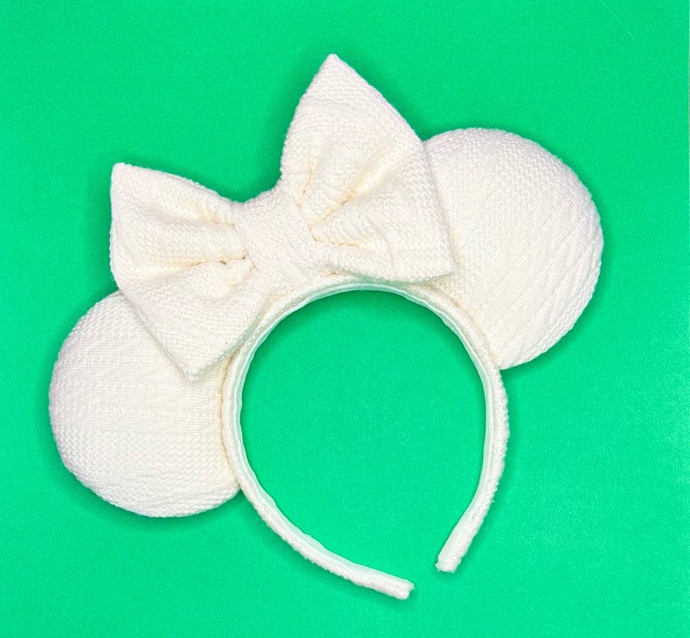 Image of Cream Cozy Sweater Ears