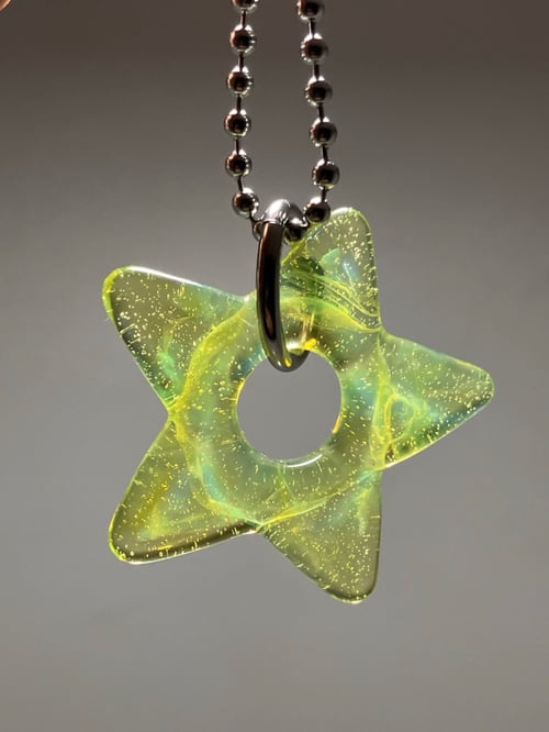 Image of silver green star