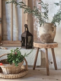 Image 1 of Le tabouret tripode 