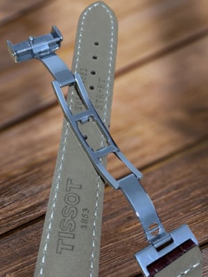 Image of Tissot Brown 18mm DEPLOYMENT Water Proof Premium Leather Strap in Brown For Tissot Watches.