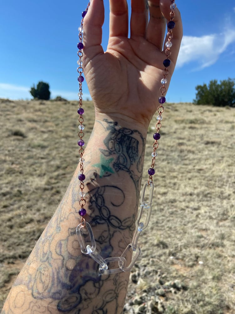 Image of Clear glass chain x Amethyst 