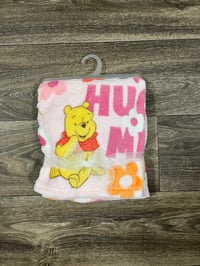 baby pooh flower blanket 