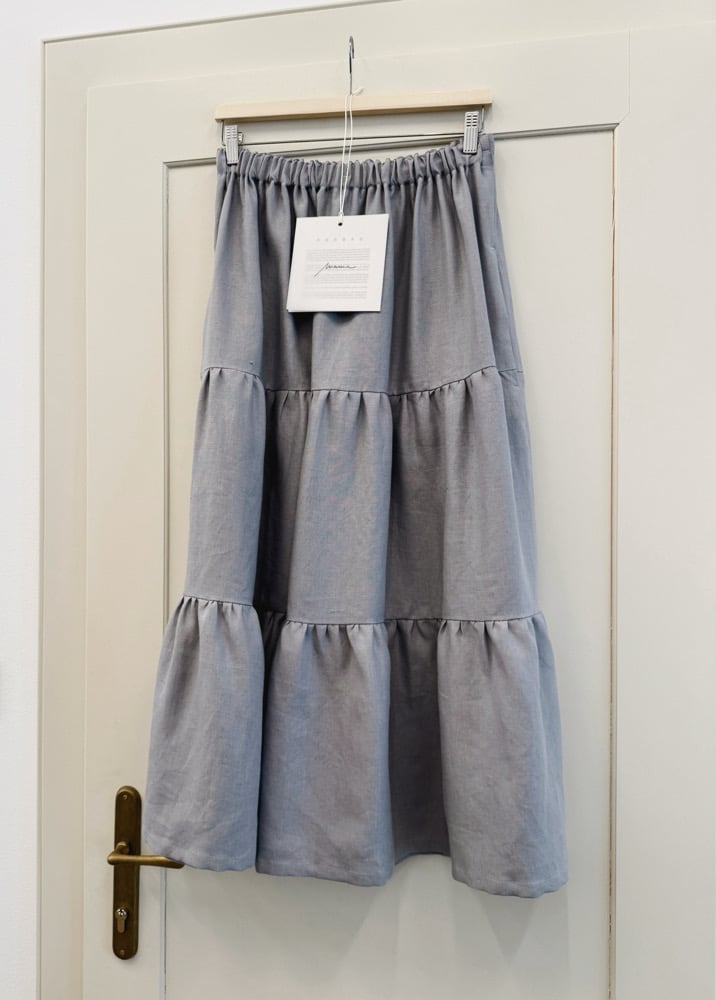 Image of n a n o v o ruffle skirt 001 / 100% ľan / LIMITED 2 PIECES