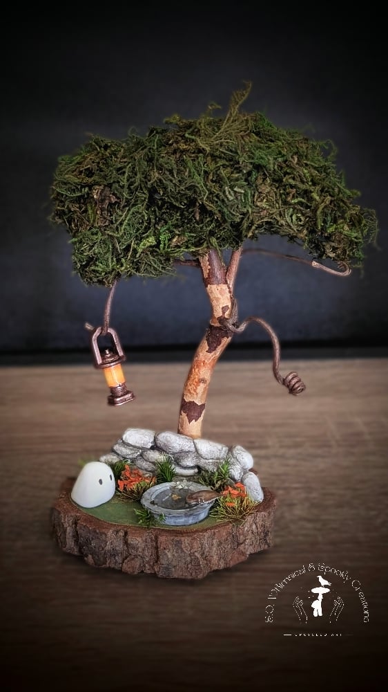 Image of (FREE U.S. SHIPPING) "Bird Watching" Ghost Display