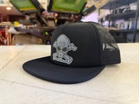 Image 2 of Alien Flatbill Trucker (black)