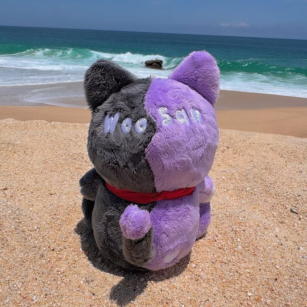 Image of Deokinyang Woosan Kitty Plush - PRE-ORDER
