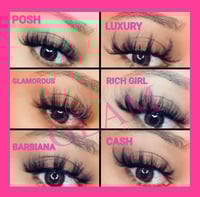Image 2 of GLAM WINK LASHES