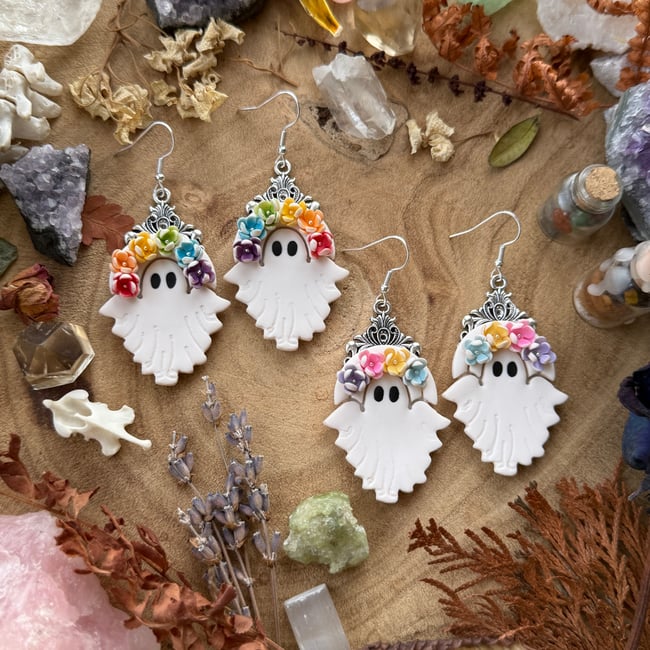 Garland Ghost Earrings 