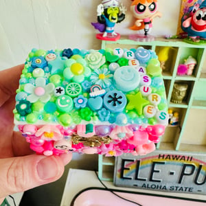 Image of 🎀🧸 TINY TREASURES  🦋✨ Workshop