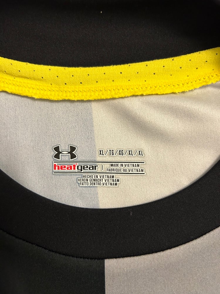 Image of Tottenham Hotspur “BALE 11” 2012/13 Third Shirt + PL patches  (XL)