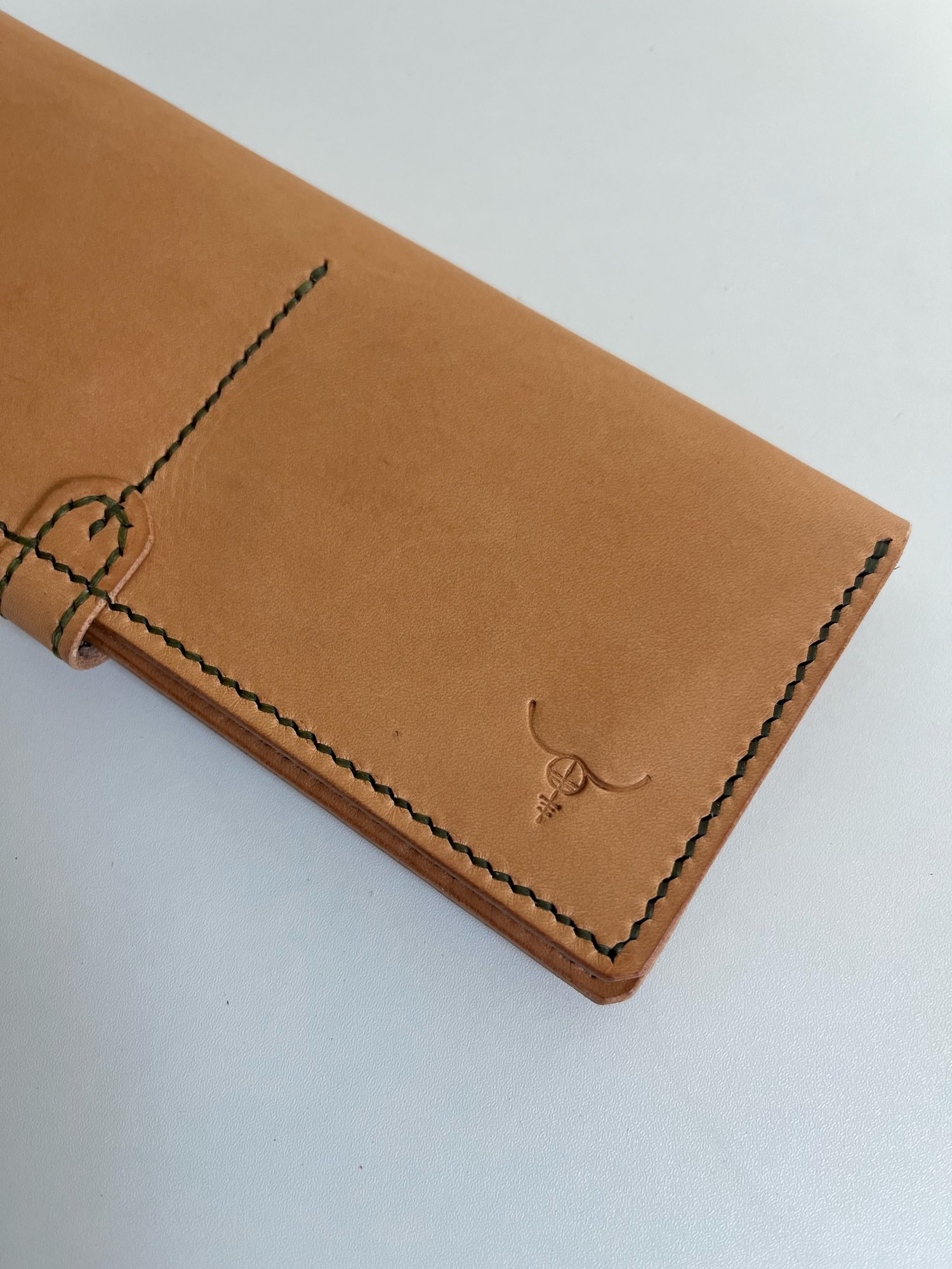 Image of Bone Minerva Long Wallet