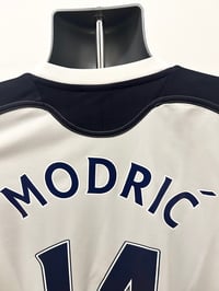 Image 9 of Tottenham Hotspur “MODRIC 14” 2010/11 Home LS Shirt + PL patches (L)