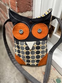 Image 3 of Owl Bag - Black/Yellow Polka