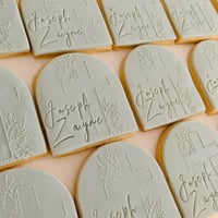 Image 3 of Cross & Foliage Arch Cookies 🌿