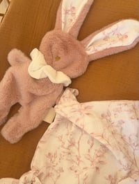 Image 2 of DOUDOU CŒUR MOU MOTIF JOUY ROSE