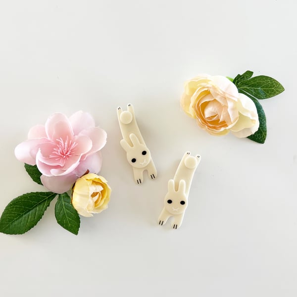Image of Acrylic White Bunny Hair Clip