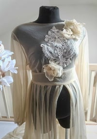 Image 2 of Photoshooting dress Hannah | size S-M | beige