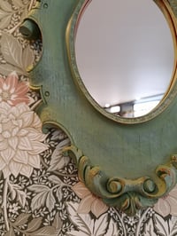 Image 2 of Miroir patiné vert de gris 