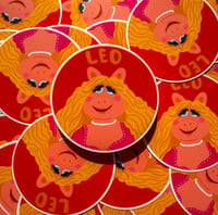 Leo - Miss Piggy Sticker