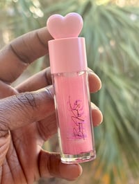 Image 4 of Beauty Gloss