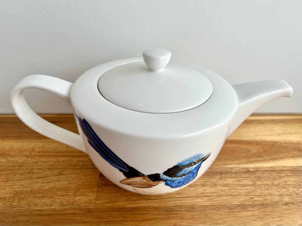 Wren Teapot