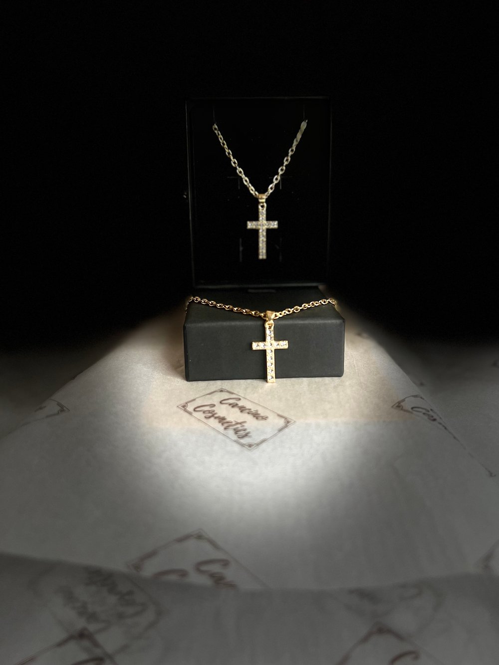 Image of GOLD CROSS NECKLACE