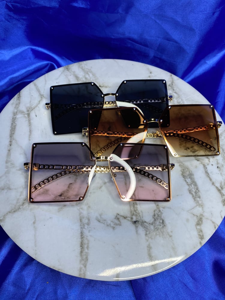 Image of “Boss Beauty Shades”