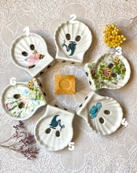Image 2 of Porte-savon porcelaine de Paris