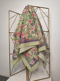 Image 2 of PAÑUELO 70 x 70 ALGODÓN BREVARIUM VERDE