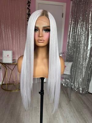 Image of Lilac straight kuxury( ready to ship) 