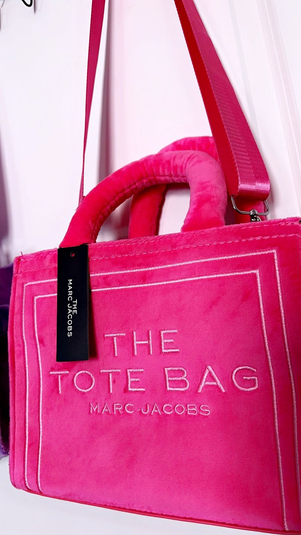 Image of Cozy MJ tote bags