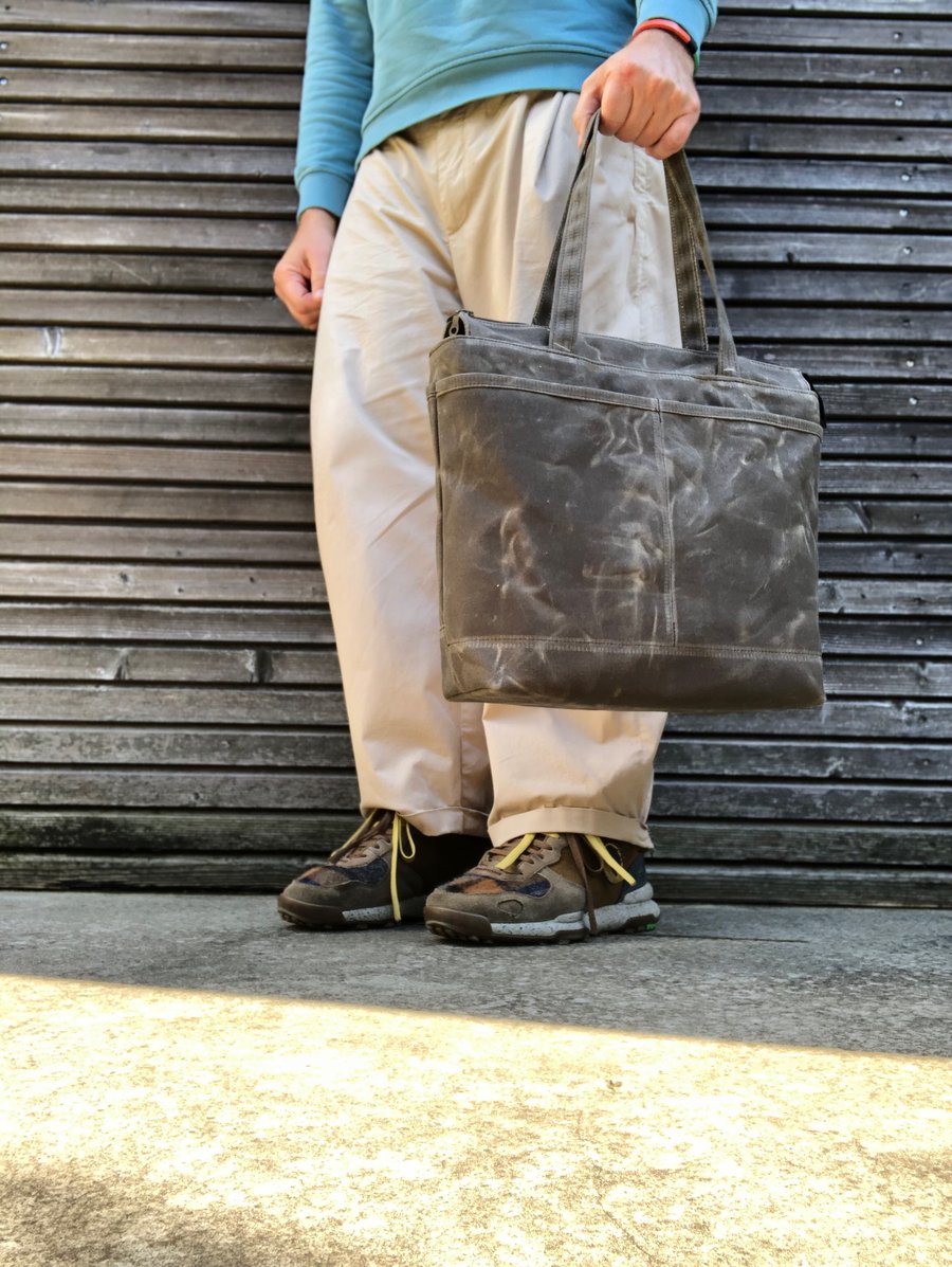 Image of Large vegan tote bag, made in waxed canvas