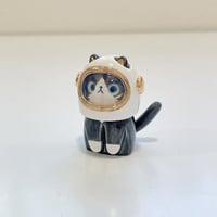 Image 3 of Tuxedo kitty with astronaut helmet ceramic figurine (helmet cover version)