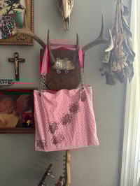 Roach Picnic Printed Tote Bag