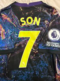 Image 1 of Tottenham Hotspur “SON 7” 2021/22 Away Shirt + PL patches (L)