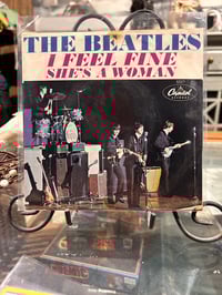 Image 1 of the beetles vinyl record 45 rpm