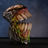 Image 20 of Xenomorph Skull Slim Zippo Lighter/Bleeding Drone/glow in the dark
