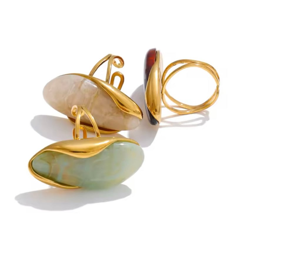 Image of  CELESTE Resin abstract ring 