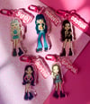 (g)i-dle 'queencard' bratz-inspired keychain.