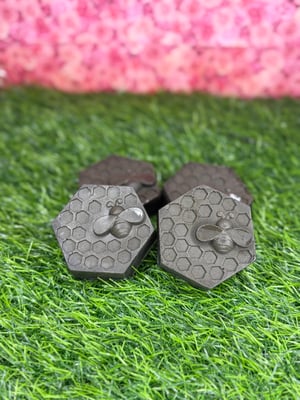 Image of Activated Charcoal & Sea Mud detox bar