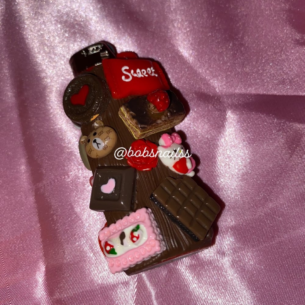 Image of 🌹🍫❤️🎀🧸💋 Red Brown Lighter 