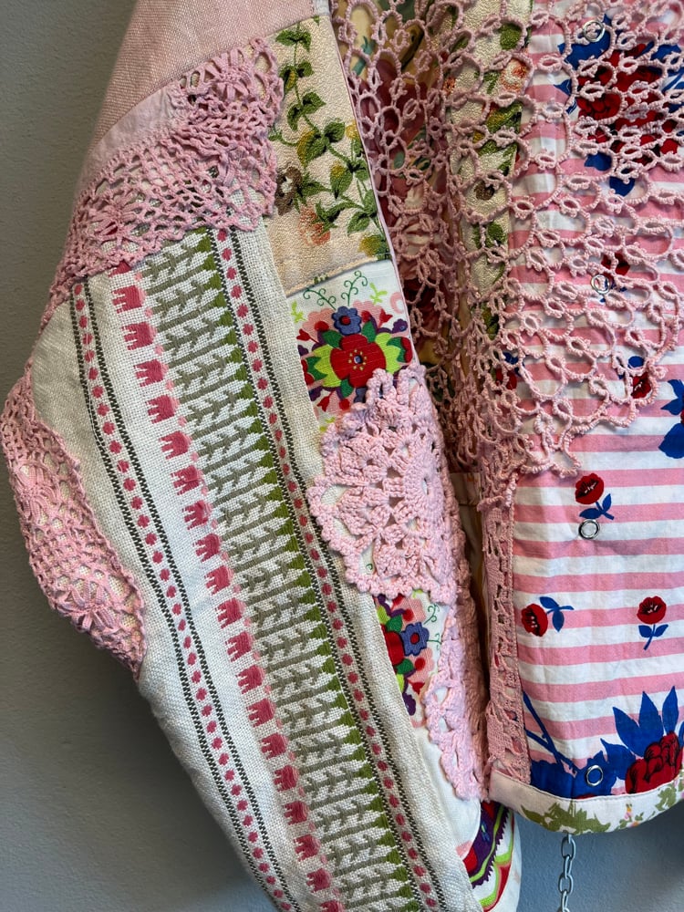 Image of Sunday puzzle jacket pink (xs-xl)