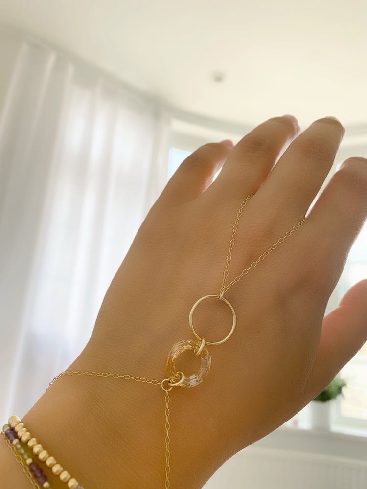 Image of Gold Kiss Spangle Dangle Hand Chain