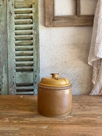 Image 1 of Le pot en grès & son couvercle dépareillé
