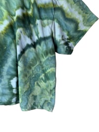Image 6 of XXL Crop Tee in Verdant Agate Ice Dye